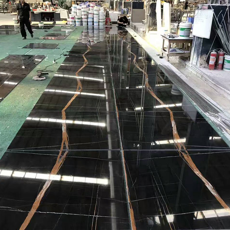Marbre Noir Sahara marble tiles