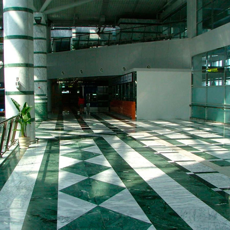 Verdi Guatemala Marble tiles medallion desgin