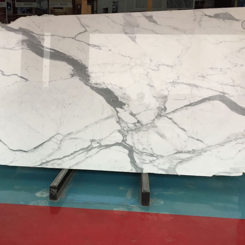 Calacatta Marina Marble bookmatched slabs